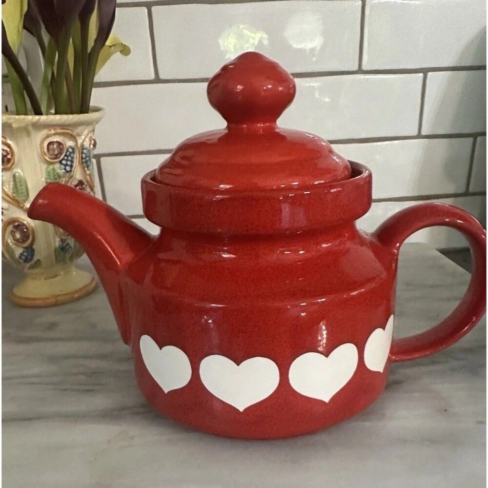Vintage 1980s Waechtersbach West Germany Red White Heart Teapot Retired